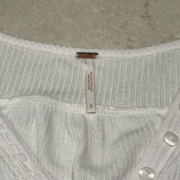 FREE PEOPLE WAFFLE FLOWY TOP - Picture 5 of 5